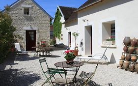 Chambres Et Table D'Hotes, Maisonnettes Individuelles Dans Propriete Privee