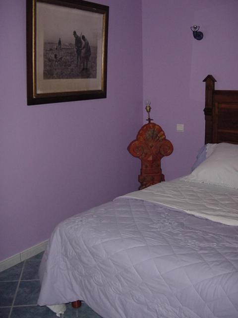 Chambres Et Table D'Hotes, Maisonnettes Individuelles Dans Propriete Privee Vézinnes Rum bild